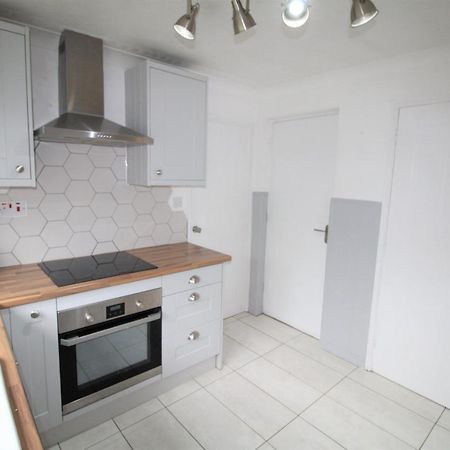 Doncaster - Warmsworth - Great Customer Feedback - 3 Bed Detached House - Private Garden & Parking Plus Garage - Quiet Cul De Sac Location - Dog Friendly - Fast Wifi - Close To Motorway Access מראה חיצוני תמונה